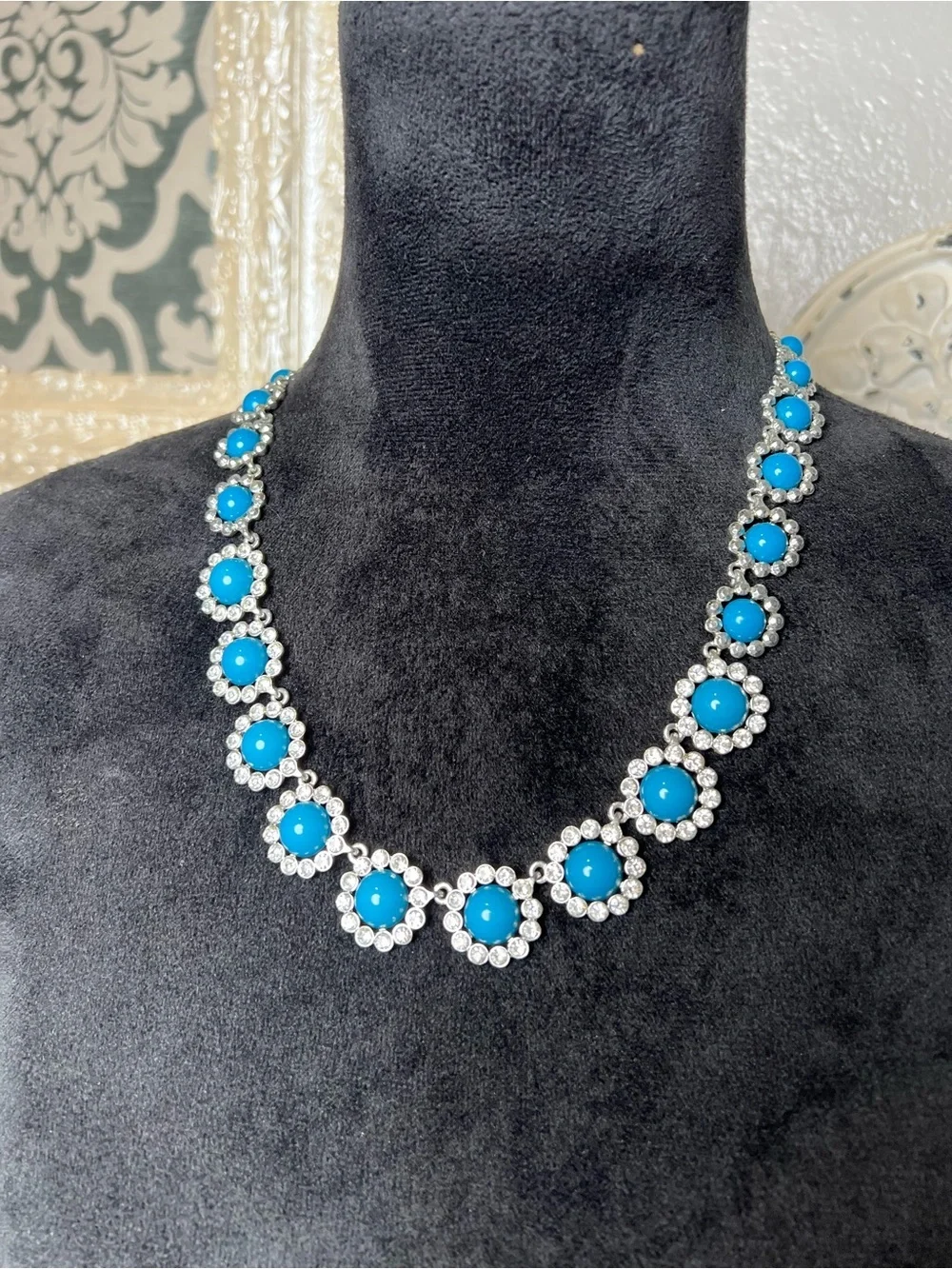 N/A elegant turquoise
